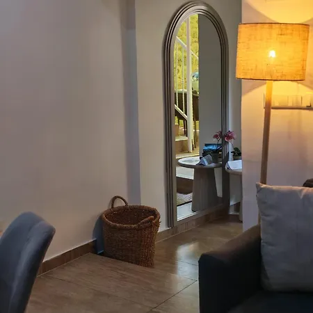 Ani Apartment