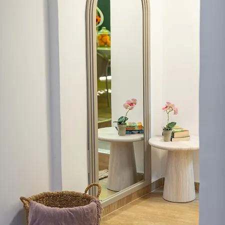 Ani Apartment *