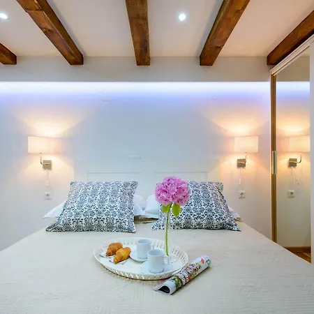Ani Apartment